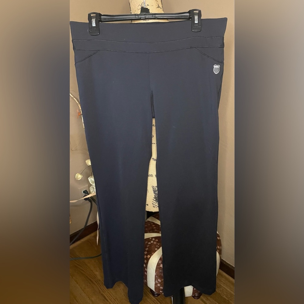 K-Swiss Womens BlackYoga and joggers Sz XL